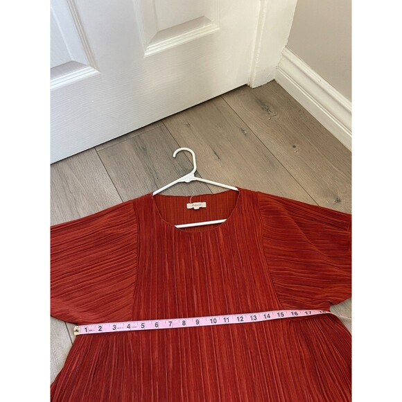 Madewell Micropleat Short Sleeve Top in Color Rusty Torch Women’s Size Medium - Picture 4 of 7